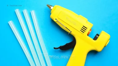 how-to-use-a-hot-glue-gun-like-a-pro